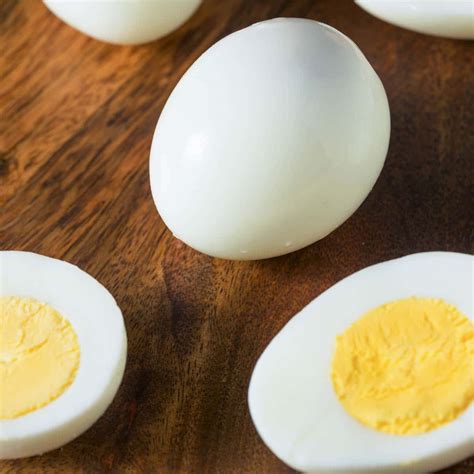 Do hard boiled eggs need refrigeration. Things To Know About Do hard boiled eggs need refrigeration. 